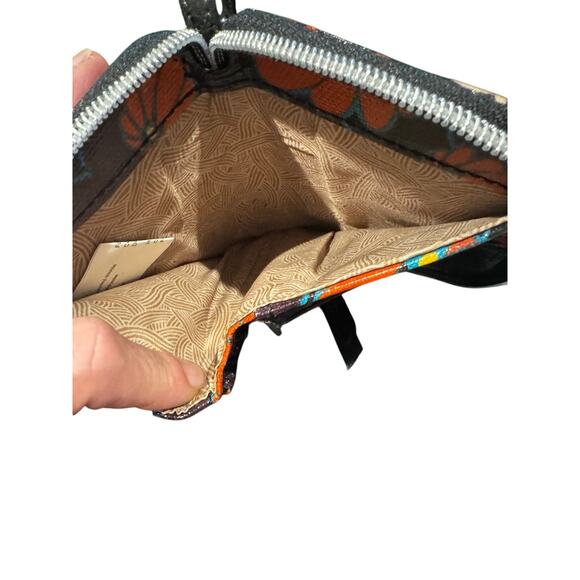 Sakroots Printed Wristlet Wallet Multicolor Graphic Floral “Peace” Design - Picture 4 of 4